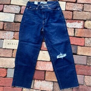 Signature by Levi Strauss Classic Denim Jeans